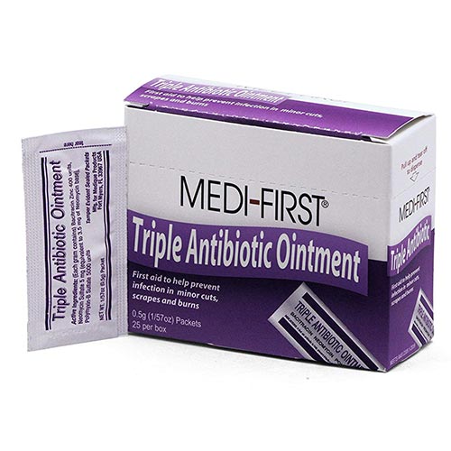 Triple antibiotic ointment hot sale for cats eyes